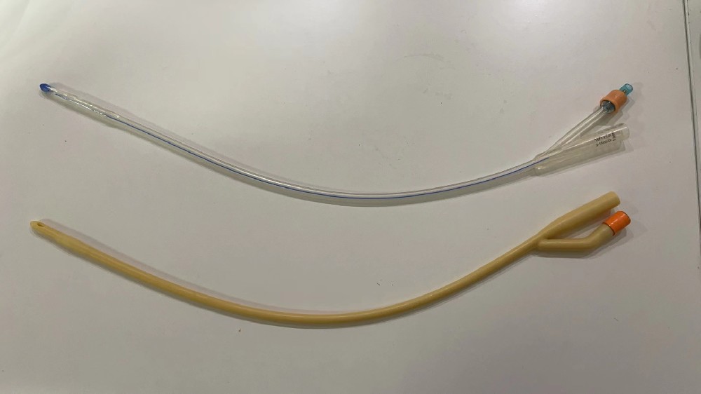 插入導(dǎo)尿管后出現(xiàn)尿液外漏怎么辦