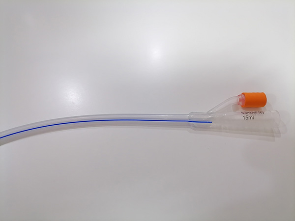 導(dǎo)尿管為啥能留在身體里不滑出來？里面有啥 “機(jī)關(guān)”？