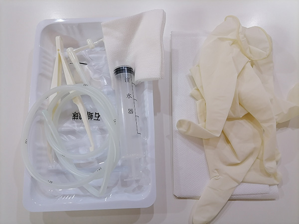 胃管包使用時(shí)，如何判斷是否插錯(cuò)位置？